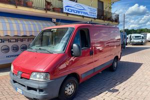 PEUGEOT Boxer 330M 2.2 HDi cat PM Furgone