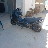 Yamaha T Max 530 - 2015