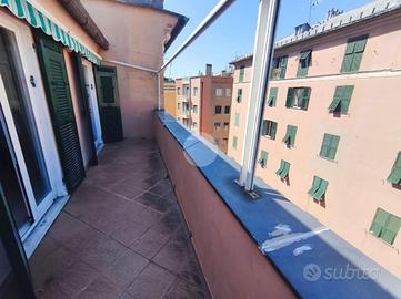 5 LOCALI A GENOVA