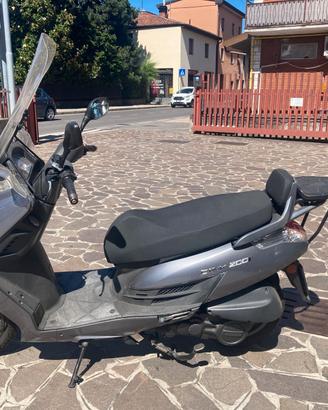 Kymco Dink 200