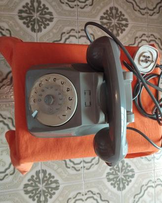telefono. a.  disco
