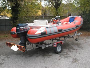 Gommone motore e carrello