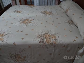 Copriletto matrimoniale in raso