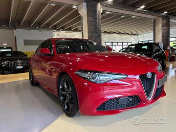 Alfa Romeo Giulia 2.0 Turbo 200 CV AT8 Super