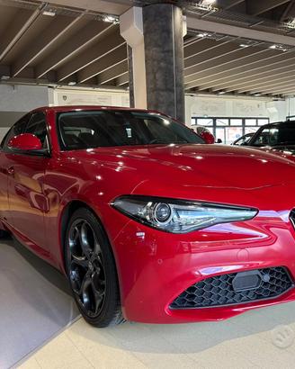 Alfa Romeo Giulia 2.0 Turbo 200 CV AT8 Super