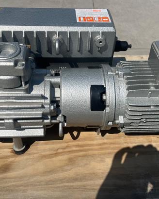 Pompa per vuoto BUSCH RA 0040 F 5R3