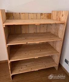 Mobile in legno a 4 ripiani