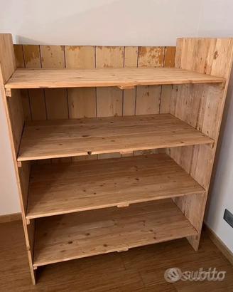 Mobile in legno a 4 ripiani