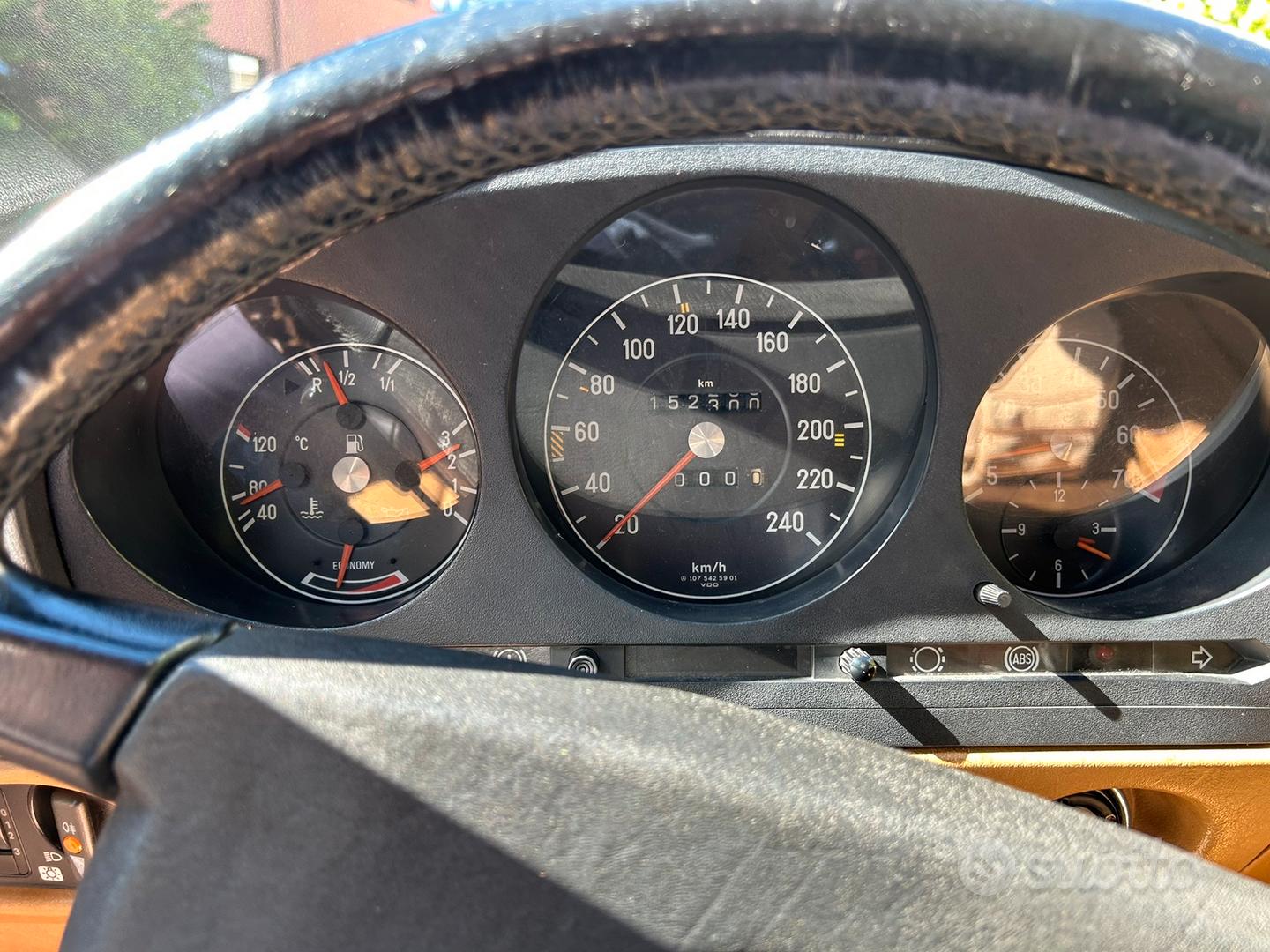 Mercedes-Benz Sl 1983 photo 5
