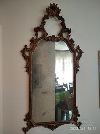 Grande specchio antico