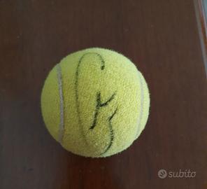 pallina da tennis firmata 