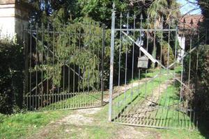 Rustico / Casale di 508 m² con più di 5 locali a M