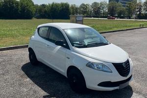 LANCIA YPSILON  1.2