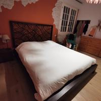 letto fuori misura con materasso testiera comodini