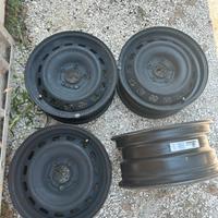 Cerchi ferro 6,5x15 peugeot