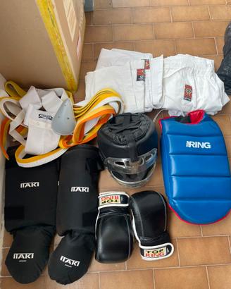 Protezioni e attrezzatura karate