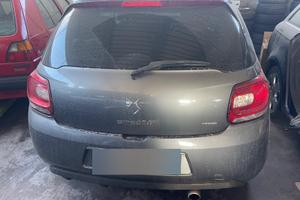 Autoveicolo sportivo