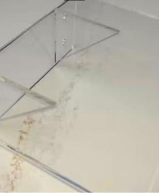 Mensola in PLEXIGLASS filo lucido sp. 6 mm