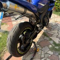 Yamaha YZF R1