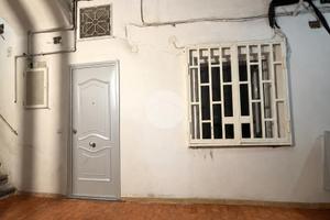 2 LOCALI A NAPOLI