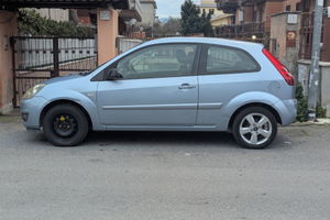 Ford Fiesta Ghia