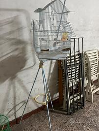 2 gabbie per uccelli +asta