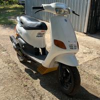 Piaggio Zip Fast Rider