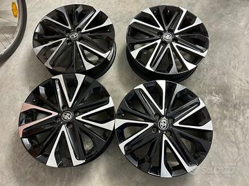4 cerchi Toyota Aygo X R18 nuovi senza gomme