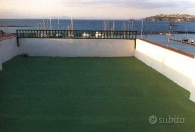 Villino sul porto di marina grande di Procida