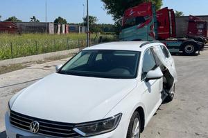 Passat VIII 2015 Variant 2.0 tdi Business 150cv ds