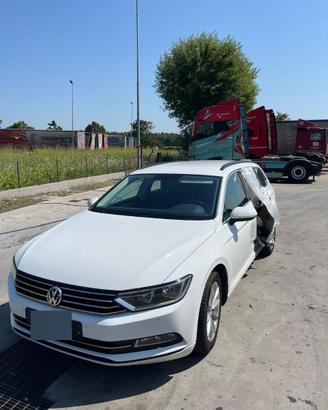 Passat VIII 2015 Variant 2.0 tdi Business 150cv ds