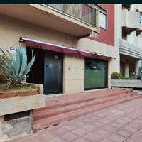 Locale commerciale per varie attività