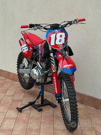 Motocross 300 perfetta circa 5 h di utilizzo
