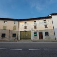 CASA DALL'AMPIA METRATURA CON TERRENO