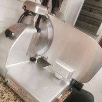 affettatrice professionale 