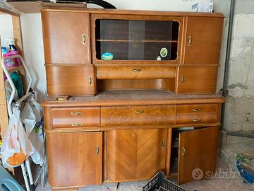 Credenza anni ’60 da ristrutturare – Pezzo d’epoca