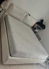 Letto contenitore e materasso