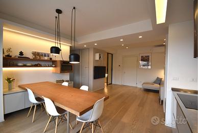 Appartamento di design con arredi inclusi