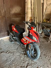 aprilia sr 70cc