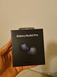 Galaxy buds 2 pro, auricolari più custodia spigen