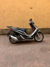 Piaggio Medley 125
