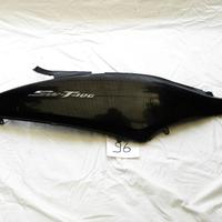 Fiancatina post. dx Honda S. W. 400 (n.96)