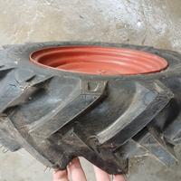 Gomme e cerchi motoagricola