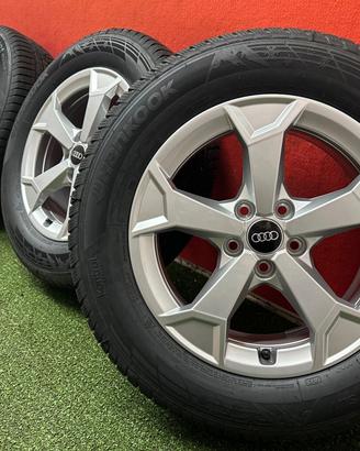 Cerchi Audi Q3 Originali Gomme Hankook 215 65 17