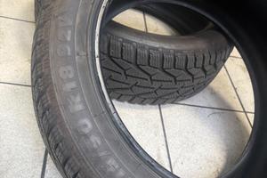 2 Gomme Invernali Usate in Buono Stato