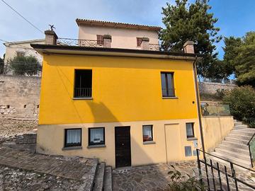 Villetta indipendente borgo di Montesecco