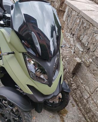 Scooter 3 Ruote Quadro QV3 - Verde Militare Opaco