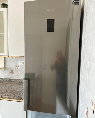 Frigorifero Samsung RB34C775CS