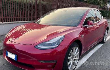 Tesla model 3 long range