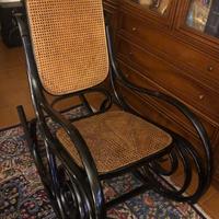 Dondolo thonet